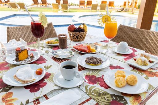 amorahotel-maresias--cafedamanha2.jpg