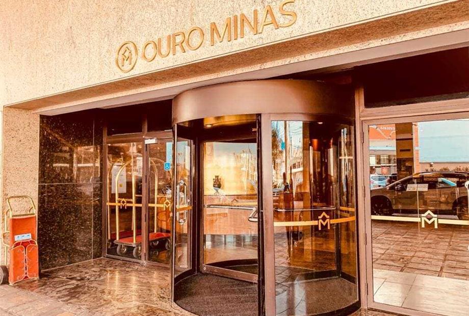 003_hotel_ouro_minas_bh_entrada.jpeg