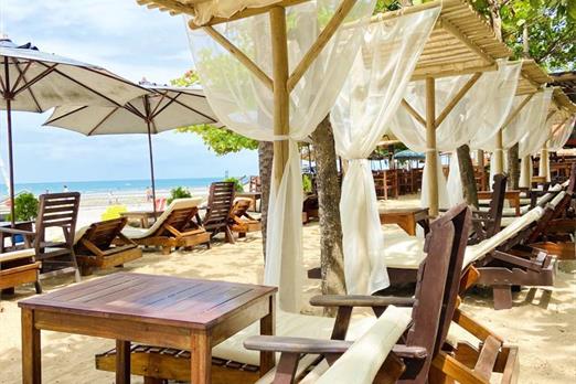 whatsapp image 2023-04-12 at 16.11.21.jpeg