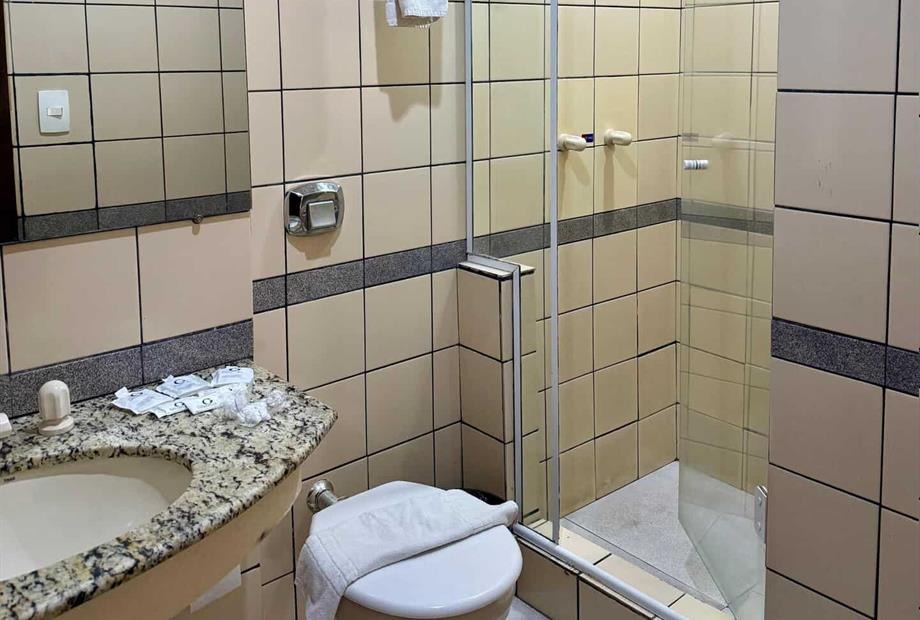 banheiro superior e standard.jpg