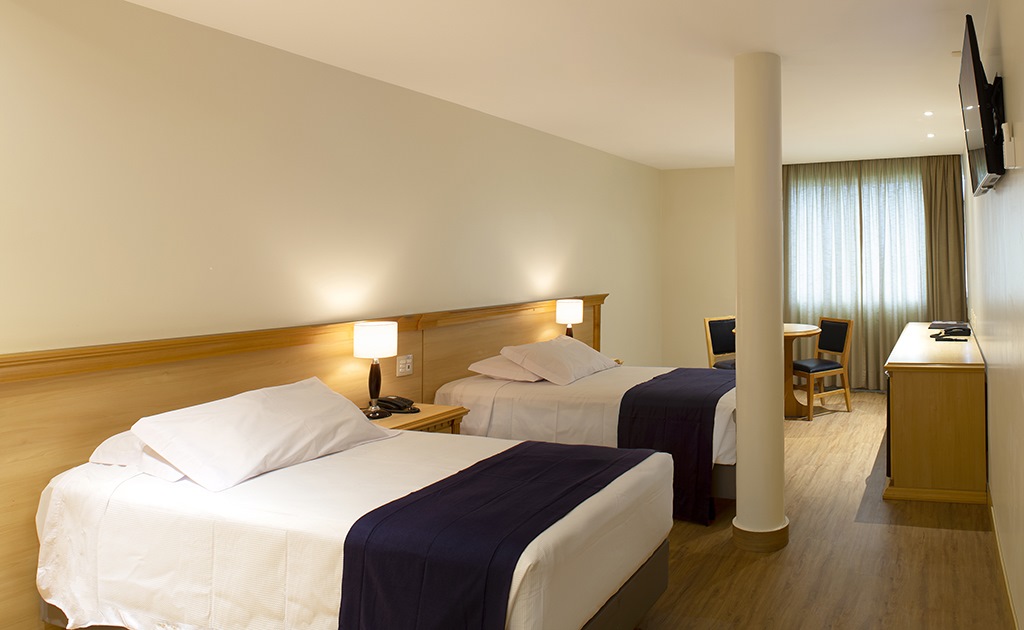 QUARTO_01_SITE_MB.jpg