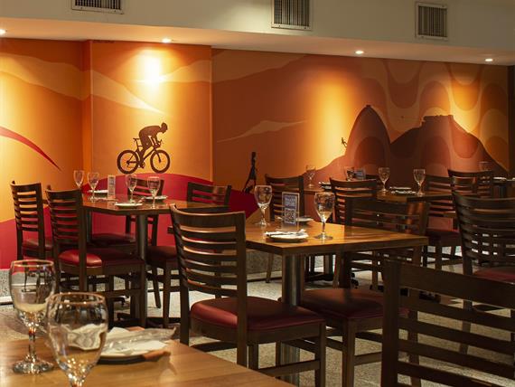 RESTAURANTE -03_B_EB.jpg