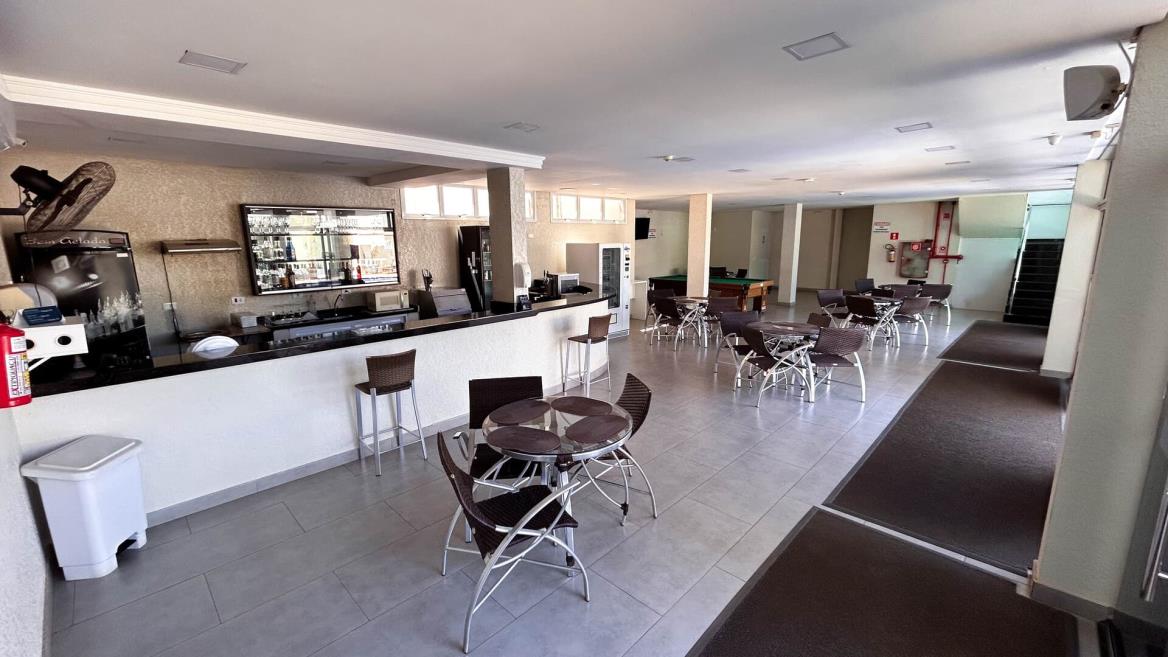 pietro-bar-b.jpg