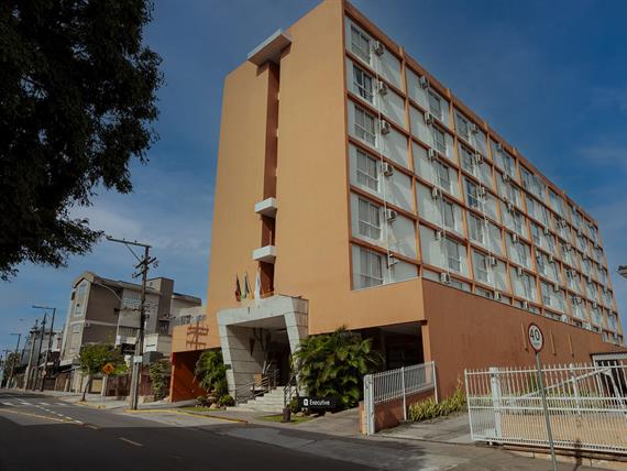 executive_sm_fachada_02.jpg