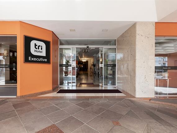 executive_sm_fachada_04.jpg