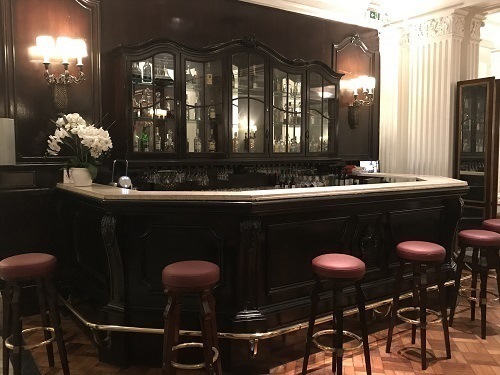 lobby bar.jpg
