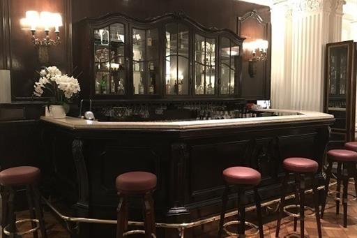 lobby bar.jpg