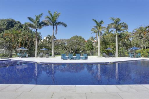 piscina _easy-resize.com.jpg