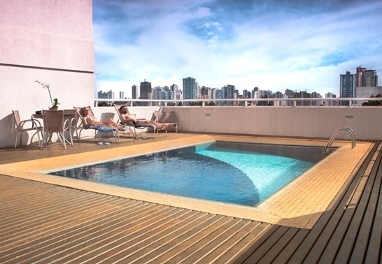 piscina.jpg