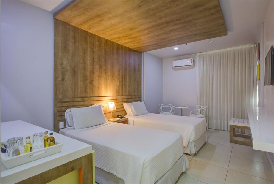 azol1148_49_50 (1).jpg