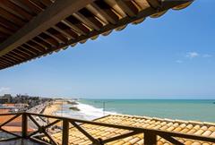 Luxo Frente Mar Triplo