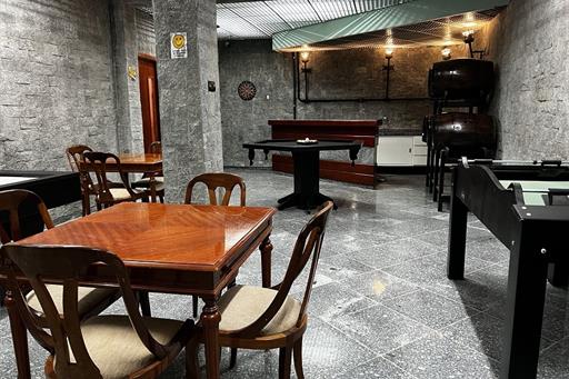 foto sala de jogos reduzida 2.jpg