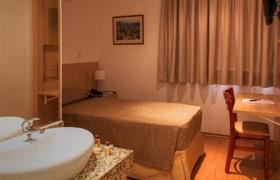 Small Cama Solteiro do Hotel Ema Palace