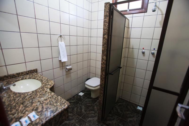Banheiro Lux 1.jpg