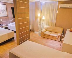 SUITE TRIPLO TWIN