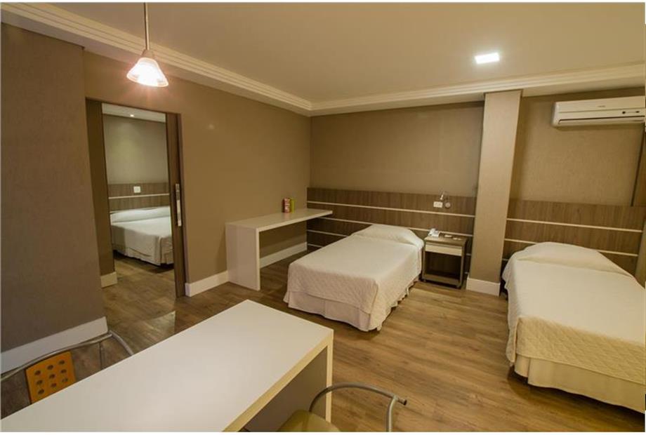 Royal Quartos (35) (Copy).jpg