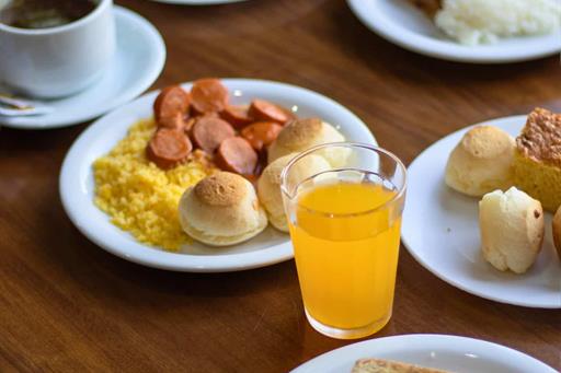 café da manhã mesa.jpg