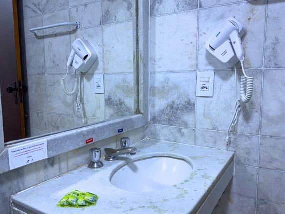 quarto banheiro 2.jpg