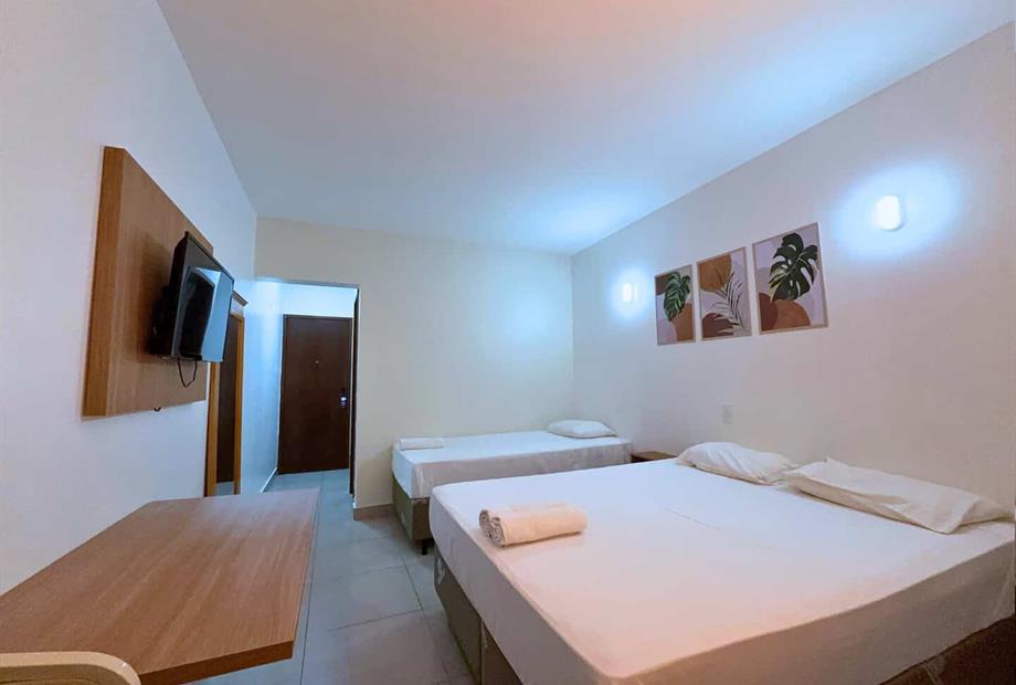 quarto triplo casal.jpg