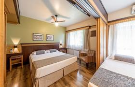 Quadruple luxury of Hotel Laghetto Toscana