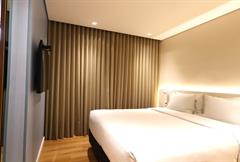 Standard Triple - 1 Queen Bed and 1 Single Bed