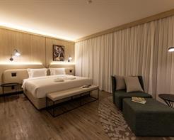 Luxo Casal - 1 Cama Casal