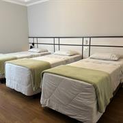 TRIPLE TWIN STANDARD (3 pessoas / 3 camas de solteiro)