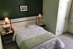 SINGLE MASTER / DOUBLE CASAL STANDARD (1 ou 2 pessoas / 1 cama de casal)