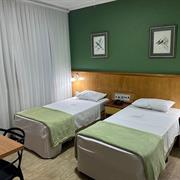 DOUBLE TWIN STANDARD (2 pessoas / 2 camas de solteiro)