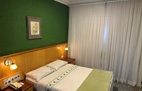 SINGLE MASTER / DOUBLE CASAL STANDARD (1 ou 2 pessoas / 1 cama de casal) do  Hotel Pantanal Chácara Klabin 