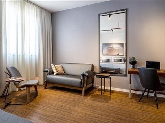 hotel swan 17-  Swan Generation.jpg