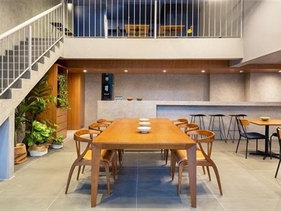 hotel swan 07 Swan Generetion.jpg