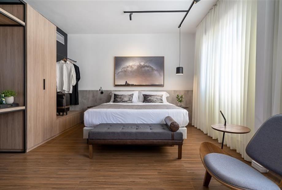 hotel swan 14-  Swan Generation.jpg