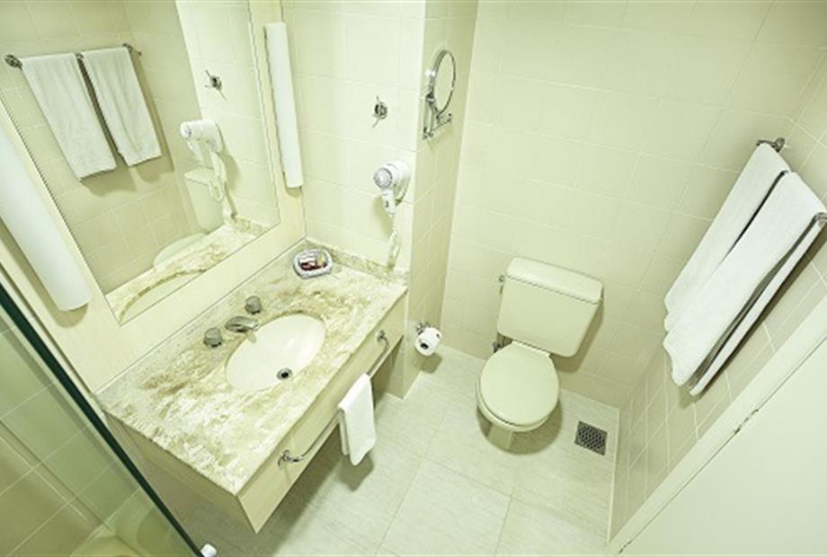 banheiro superior.jpg