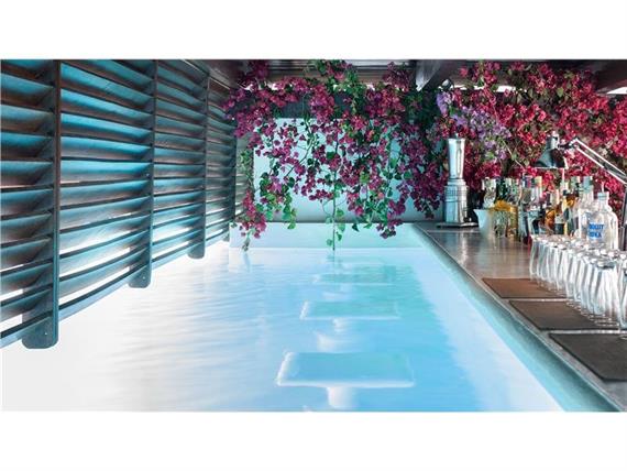 _MG_9986 bar in piscina base.jpg