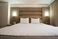 Suite Master Varanda Lateral 52m² (Cama de Casal)