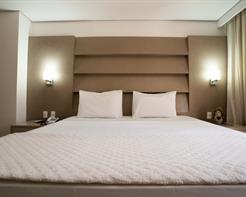 Suite Master Varanda Lateral 52m² (Cama de Casal)