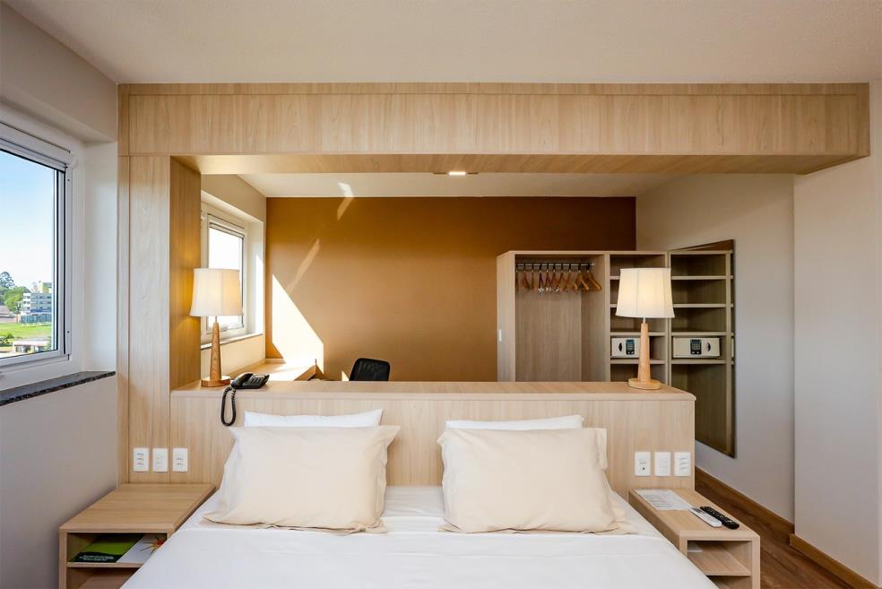 luz hotel-221.jpg