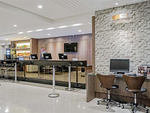 slct - business center (1).jpg