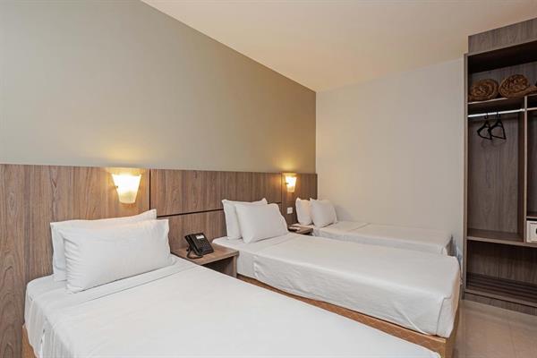 Foto 12 do Slim Hotel Curitiba Av. das Torres