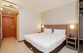 DOBLE STANDARD de Slim Hotel Curitiba Av. das Torres