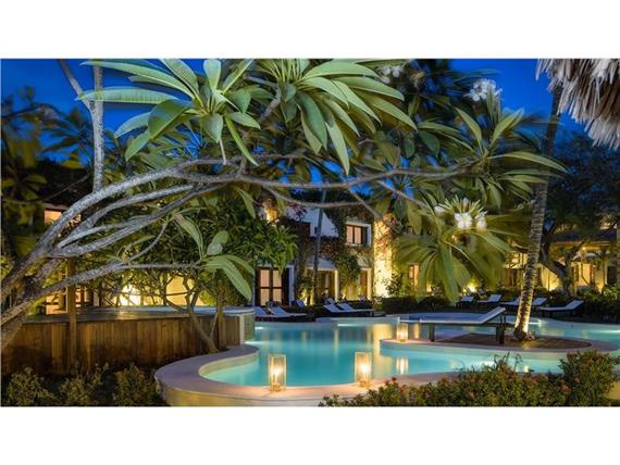 _MG_2328 piscina di notte base def 2.jpg