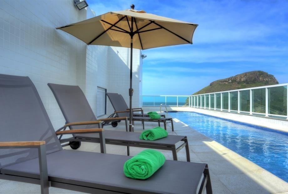 Piscina Cobertura (4).jpg