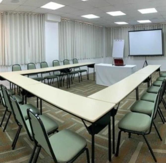 salão formato em u.jpg