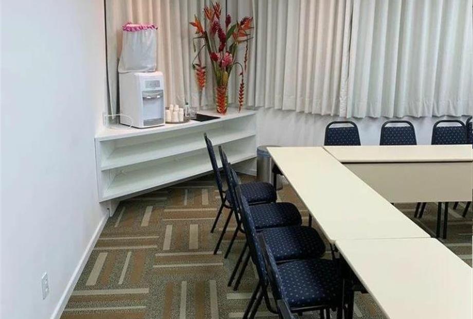 salão de eventos guamar.jpg