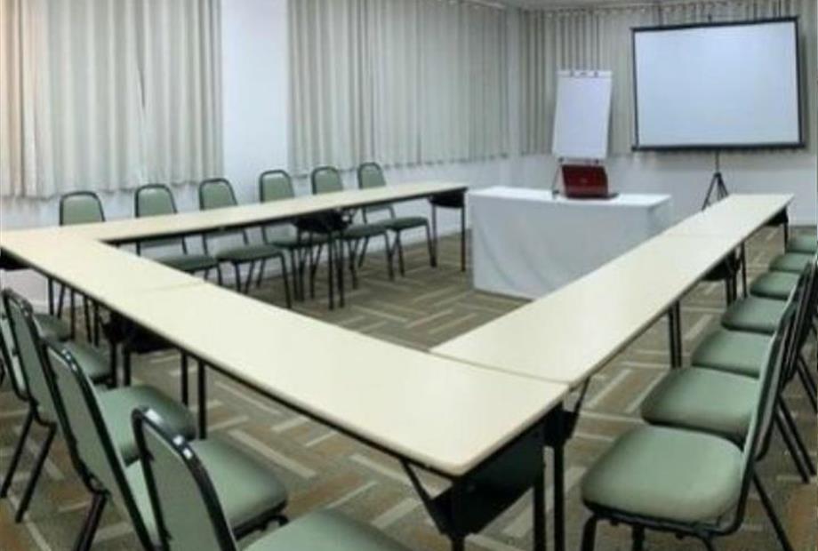 salão formato em u.jpg