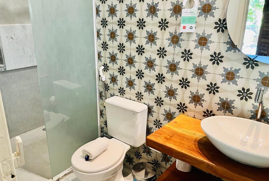 bangalo familiar banheiro casal.jpeg