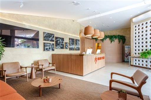 hotel malibu- recep 07.jpeg