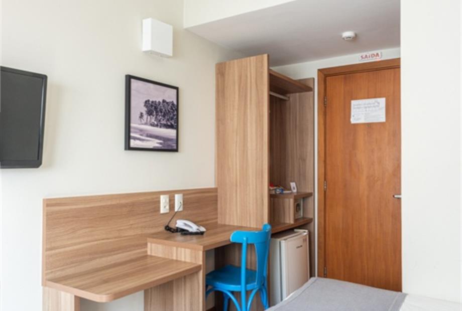 malibu_1024x768-3647 (1).jpg