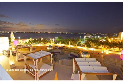 Lounge Bar Ekinox 1.jpg